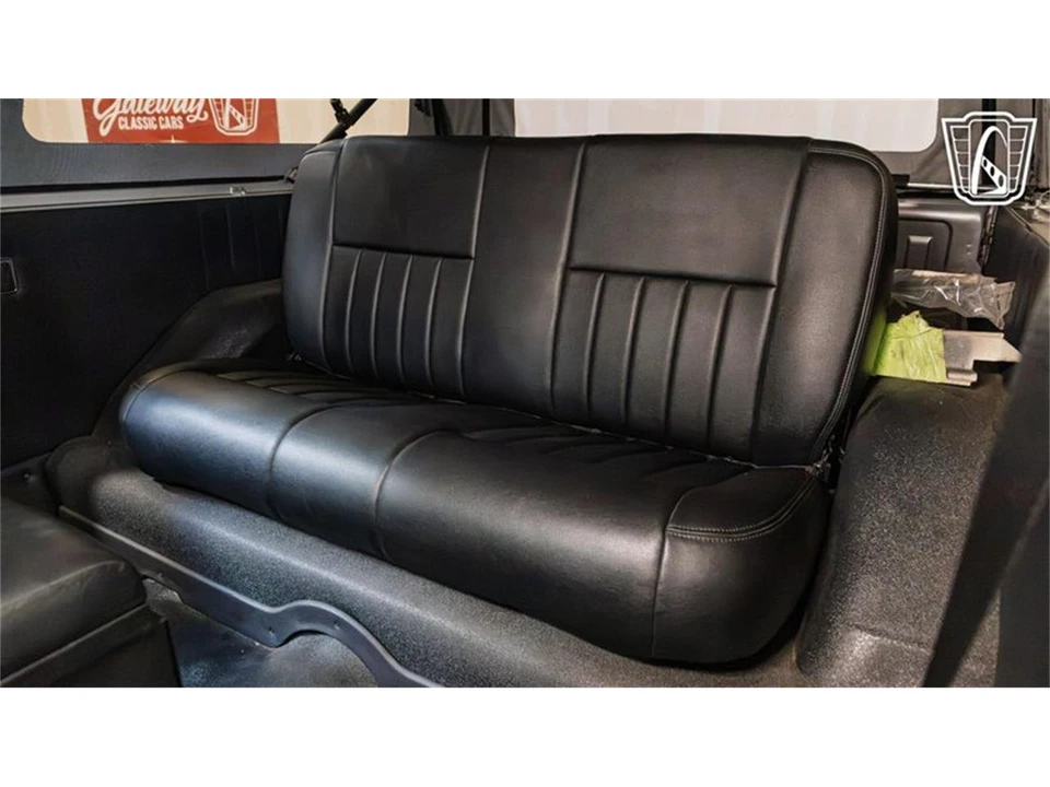 1991 Chevrolet K5 Blazer 2nd Gen - Image 19 of 31