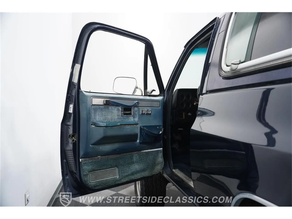 1991 Chevrolet K5 Blazer 2nd Gen - Image 31 of 31