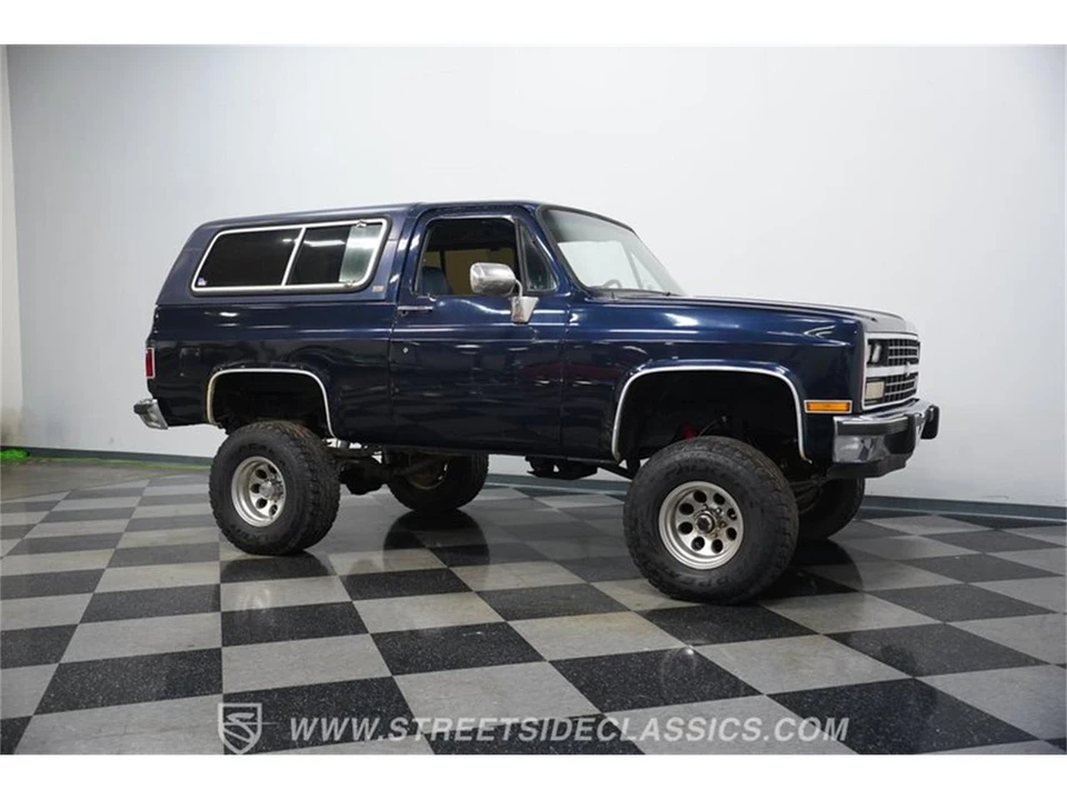 1991 Chevrolet K5 Blazer 2nd Gen - Image 12 of 31