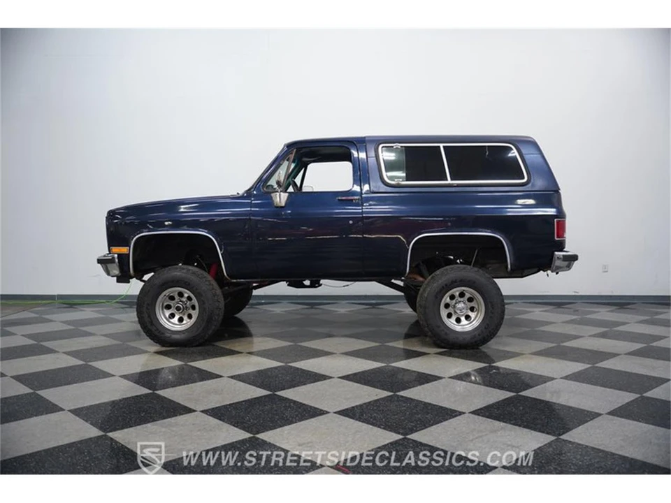 1991 Chevrolet K5 Blazer 2nd Gen - Image 5 of 31