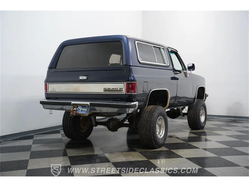 1991 Chevrolet K5 Blazer 2nd Gen - Image 9 of 31