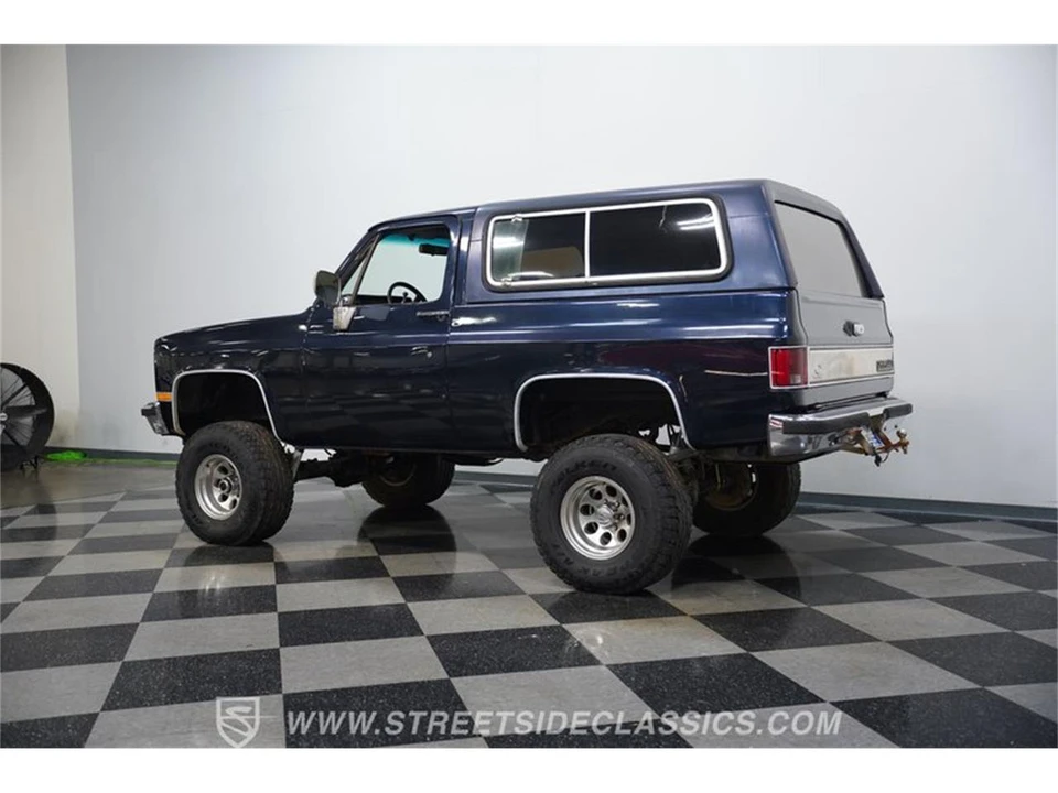 1991 Chevrolet K5 Blazer 2nd Gen - Image 6 of 31