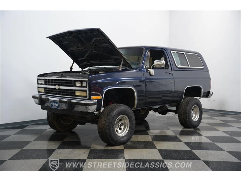 1991 Chevrolet K5 Blazer 2nd Gen - Image 26 of 31