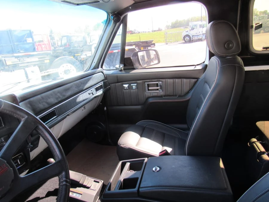 1991 Chevrolet Blazer - Image 12 of 21