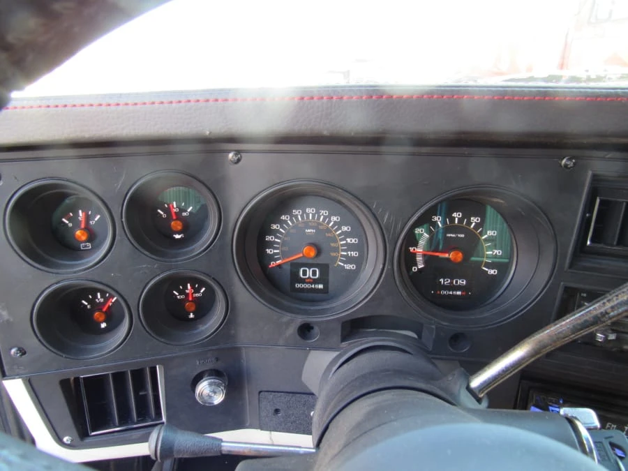 1991 Chevrolet Blazer - Image 14 of 21