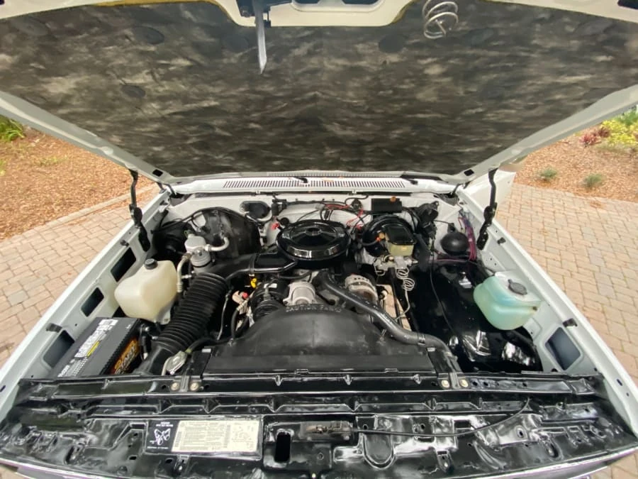 1991 Chevrolet Blazer - Image 10 of 12