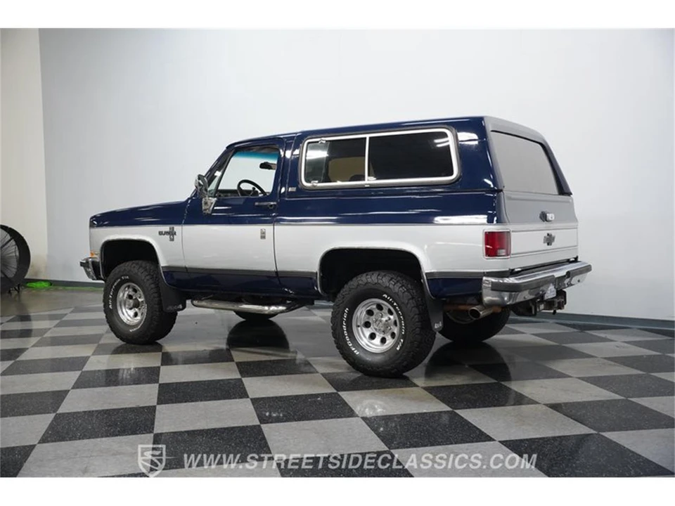 1991 Chevrolet K5 Blazer 2nd Gen - Image 7 of 31