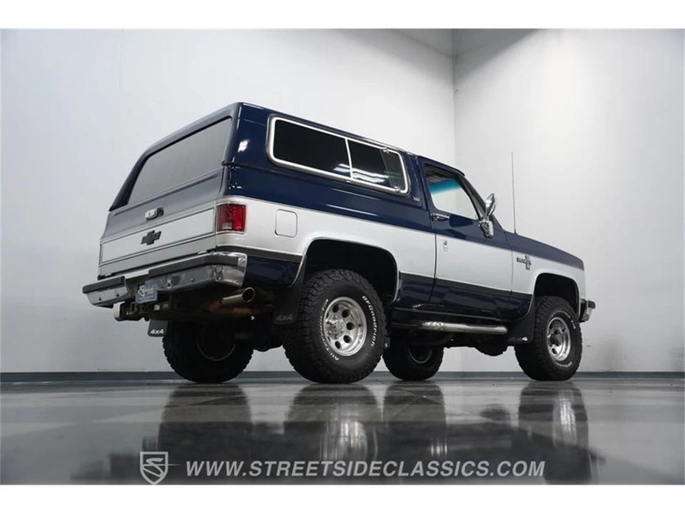 1991 Chevrolet K5 Blazer 2nd Gen - Image 23 of 31