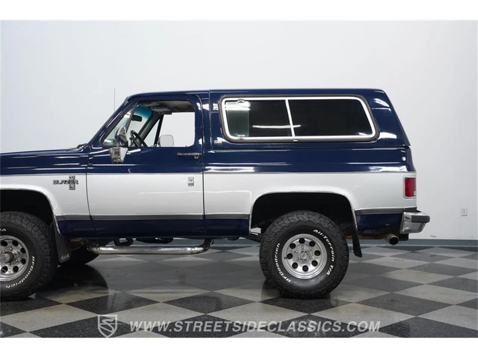 1991 Chevrolet K5 Blazer 2nd Gen - Image 20 of 31