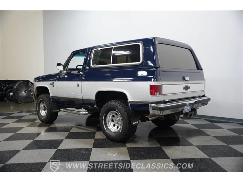 1991 Chevrolet K5 Blazer 2nd Gen - Image 8 of 31