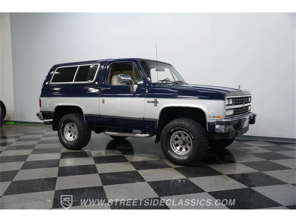 1991 Chevrolet K5 Blazer 2nd Gen - Image 13 of 31