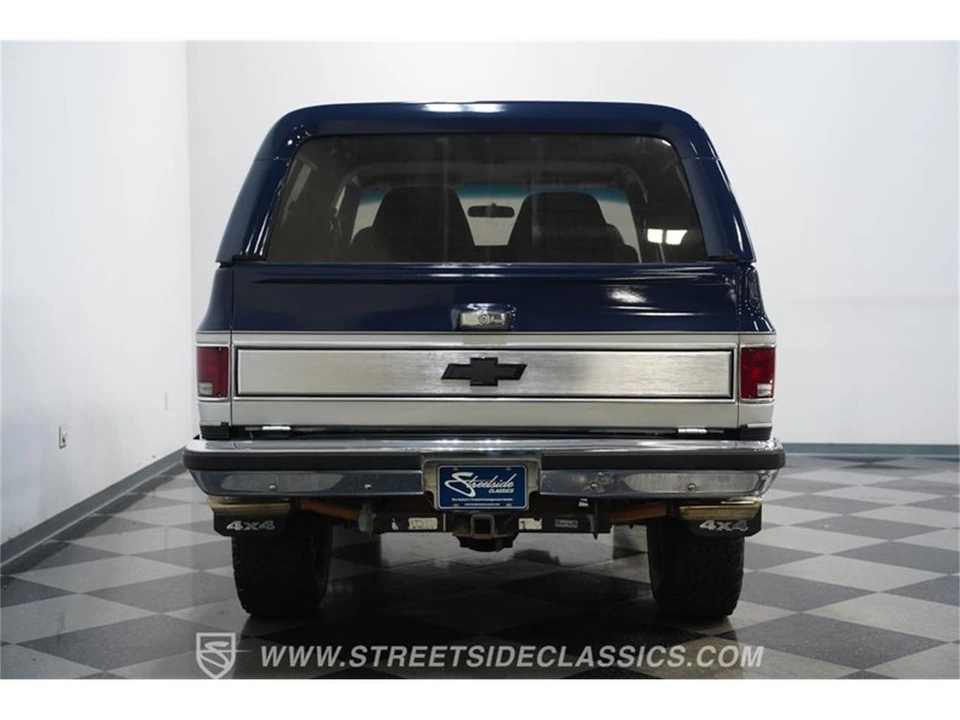 1991 Chevrolet K5 Blazer 2nd Gen - Image 21 of 31