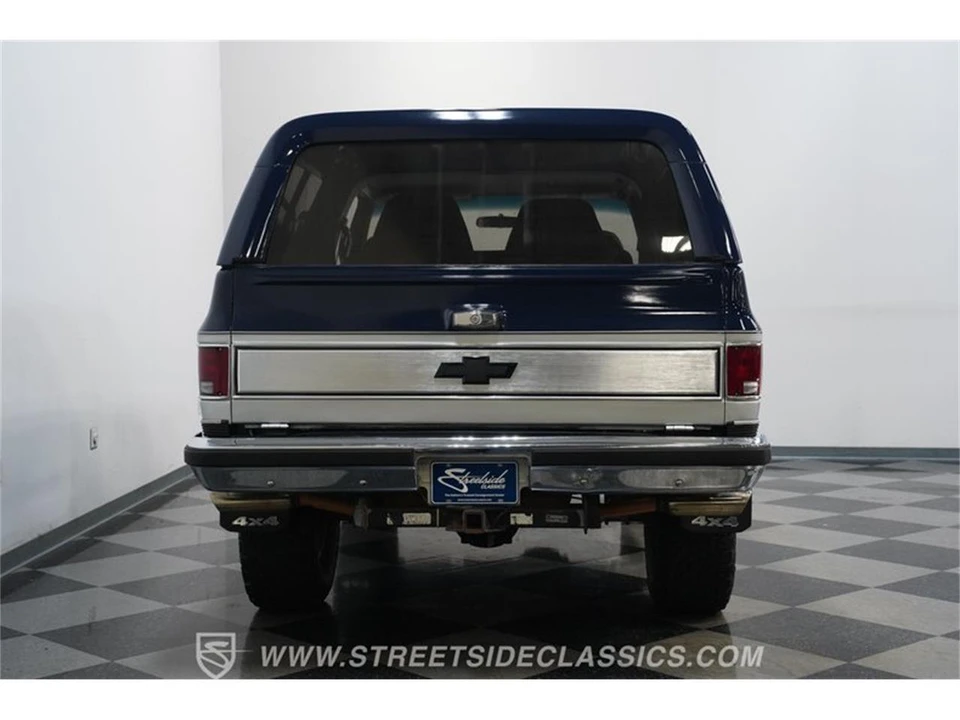 1991 Chevrolet K5 Blazer 2nd Gen - Image 9 of 31