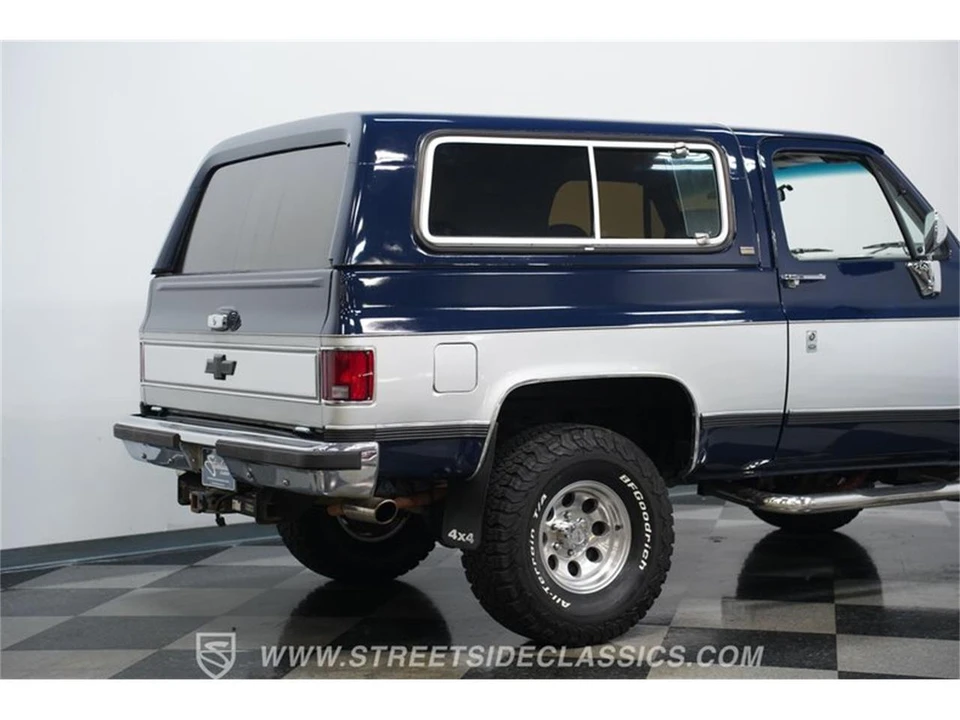1991 Chevrolet K5 Blazer 2nd Gen - Image 22 of 31