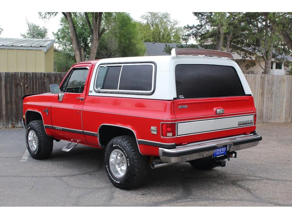 1991 Chevrolet K5 Blazer 2nd Gen - Image 5 of 31