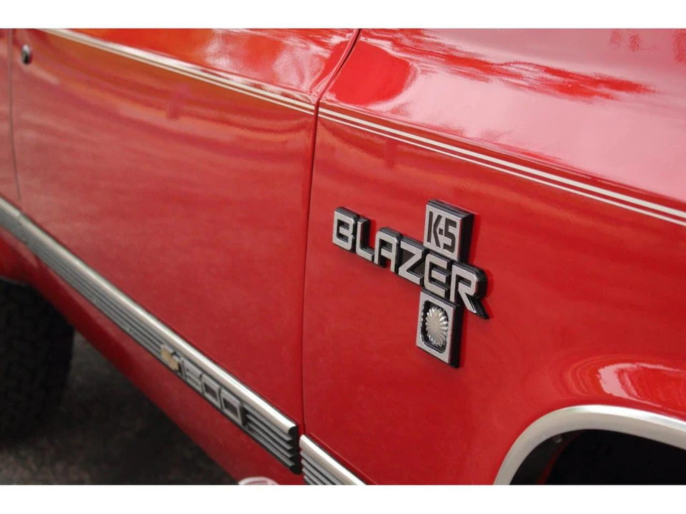 1991 Chevrolet K5 Blazer 2nd Gen - Image 17 of 31