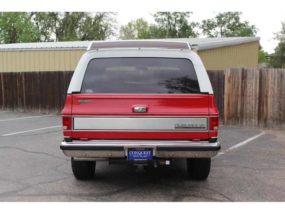 1991 Chevrolet K5 Blazer 2nd Gen - Image 25 of 31