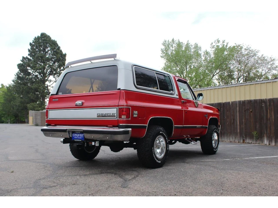 1991 Chevrolet K5 Blazer 2nd Gen - Image 24 of 31