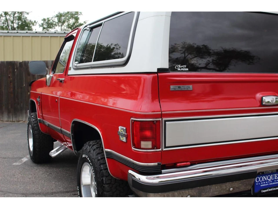1991 Chevrolet K5 Blazer 2nd Gen - Image 28 of 31