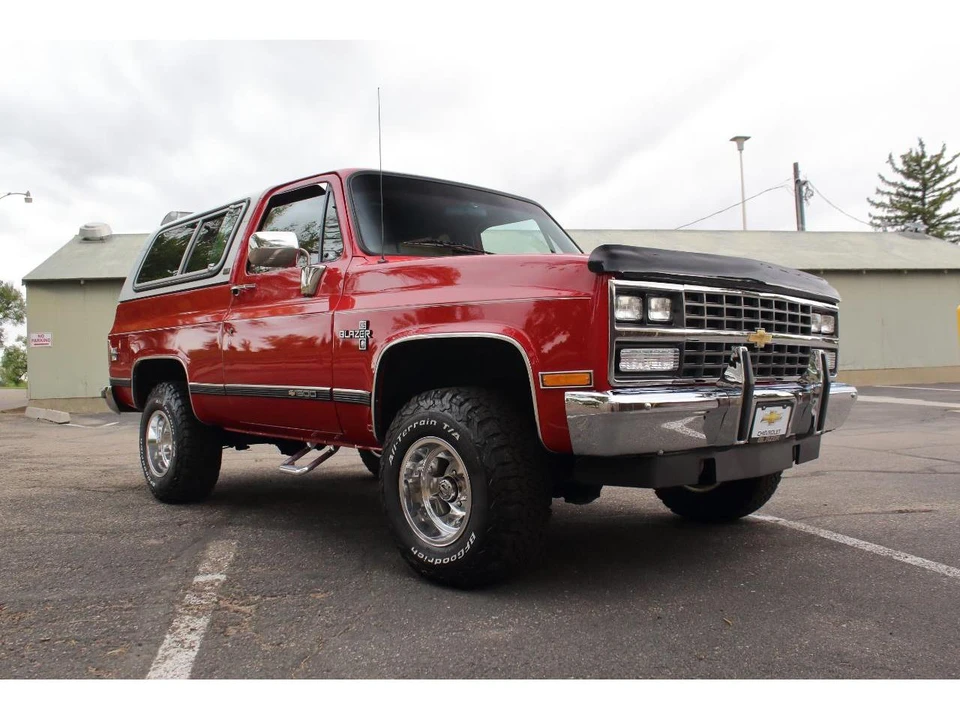 1991 Chevrolet K5 Blazer 2nd Gen - Image 16 of 31