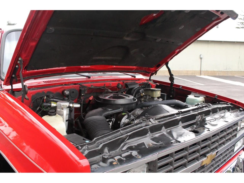1991 Chevrolet K5 Blazer 2nd Gen - Image 8 of 31