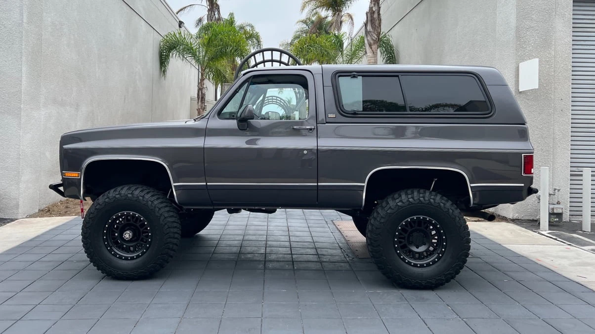 1991 Chevrolet Blazer - Image 2 of 29