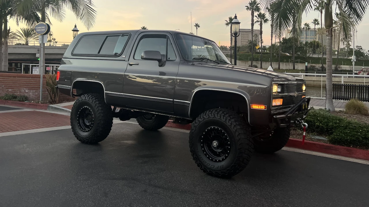 1991 Chevrolet Blazer - Image 26 of 29
