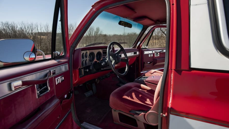 1991 Chevrolet Blazer - Image 4 of 12