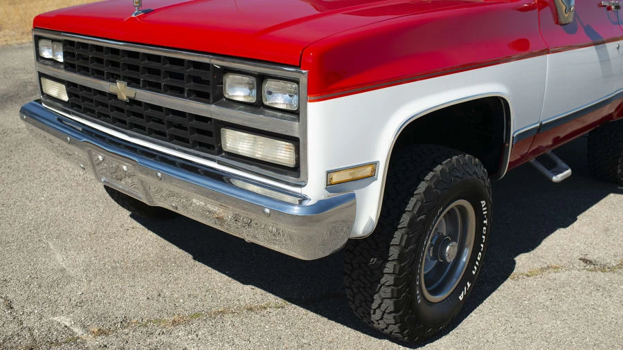 1991 Chevrolet Blazer - Image 8 of 12