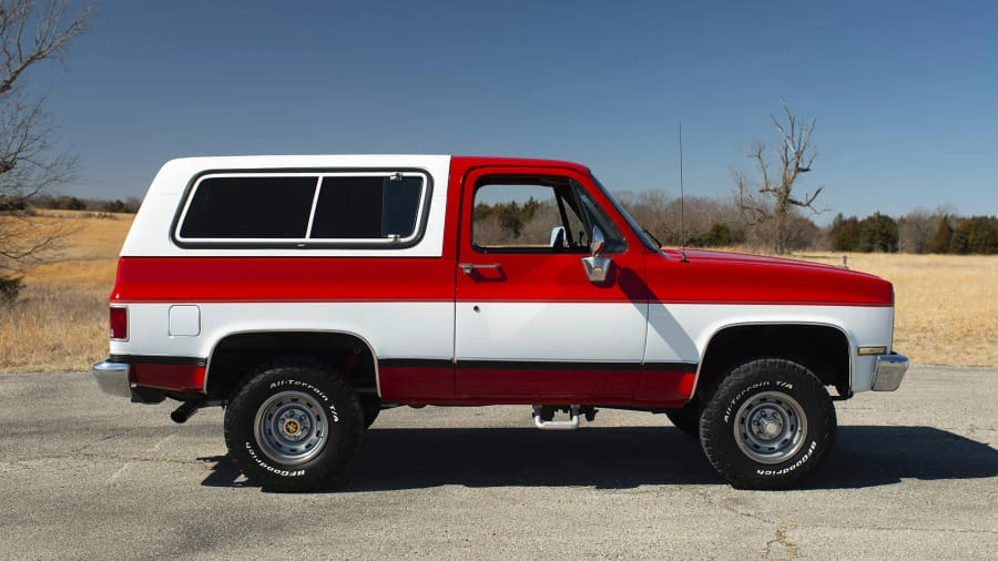 1991 Chevrolet Blazer - Image 11 of 12