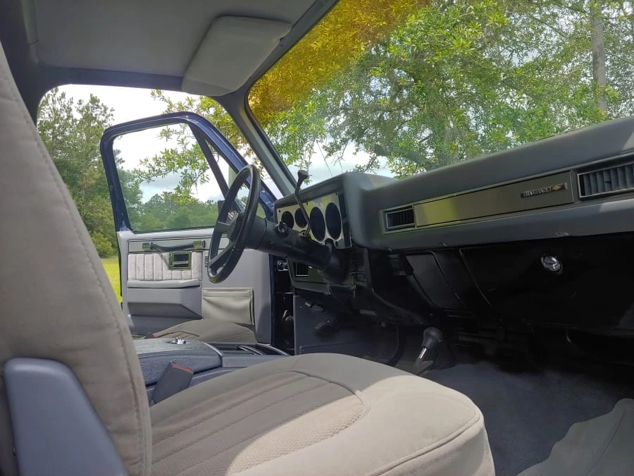 1991 Chevrolet Blazer - Image 4 of 12