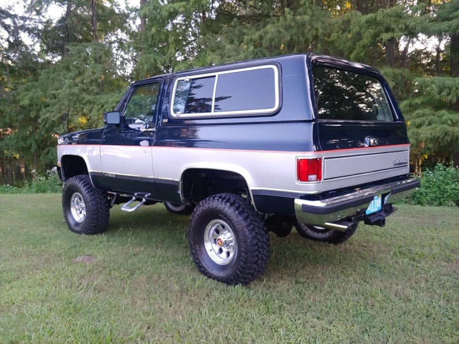 1991 Chevrolet Blazer - Image 2 of 13