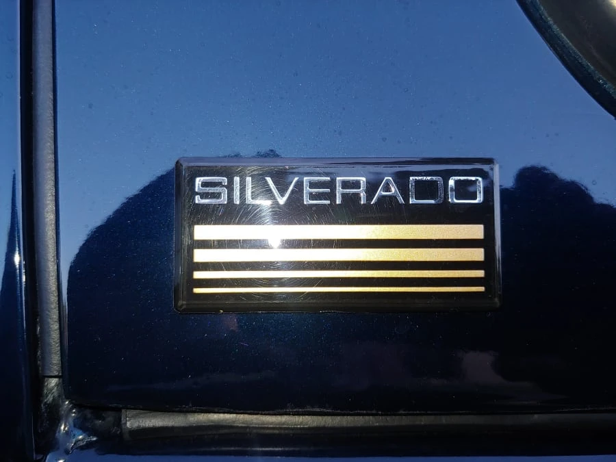 1991 Chevrolet Blazer - Image 10 of 13