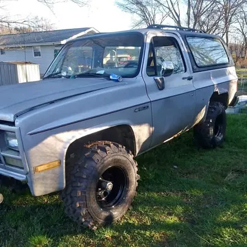 1991 Chevrolet Blazer 2LT Sport Utility 4D