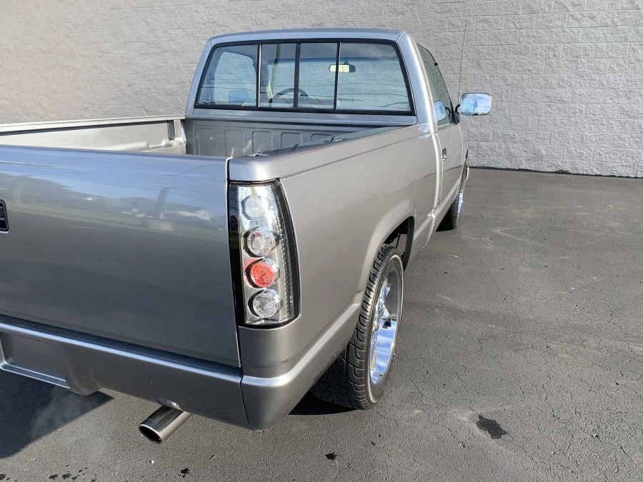 1991 Chevrolet C/K 4th Gen - Image 8 of 9