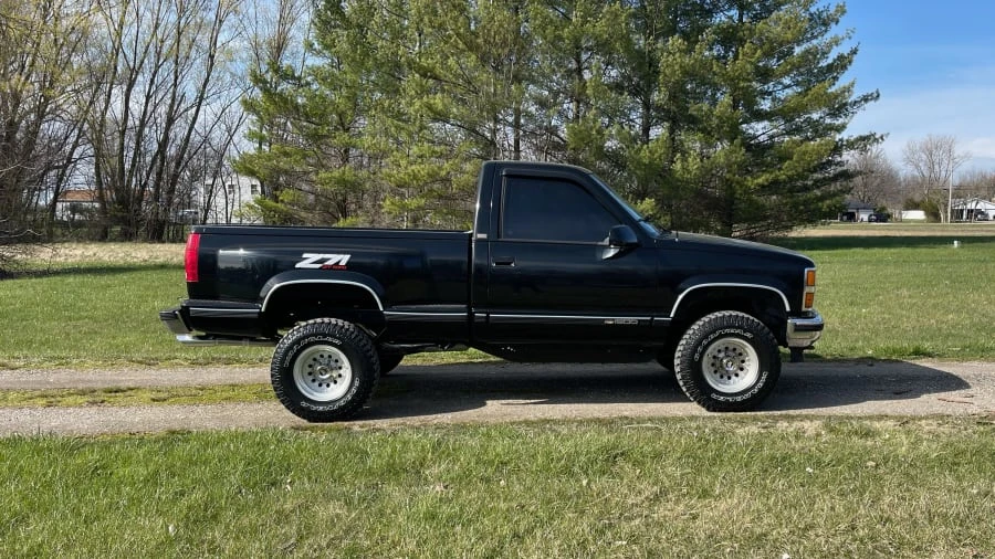 1991 Chevrolet C/K 4th Gen - Image 6 of 17