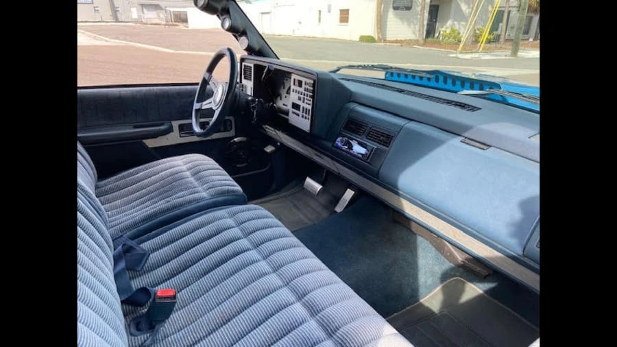 1991 Chevrolet C/K 4th Gen - Image 3 of 10