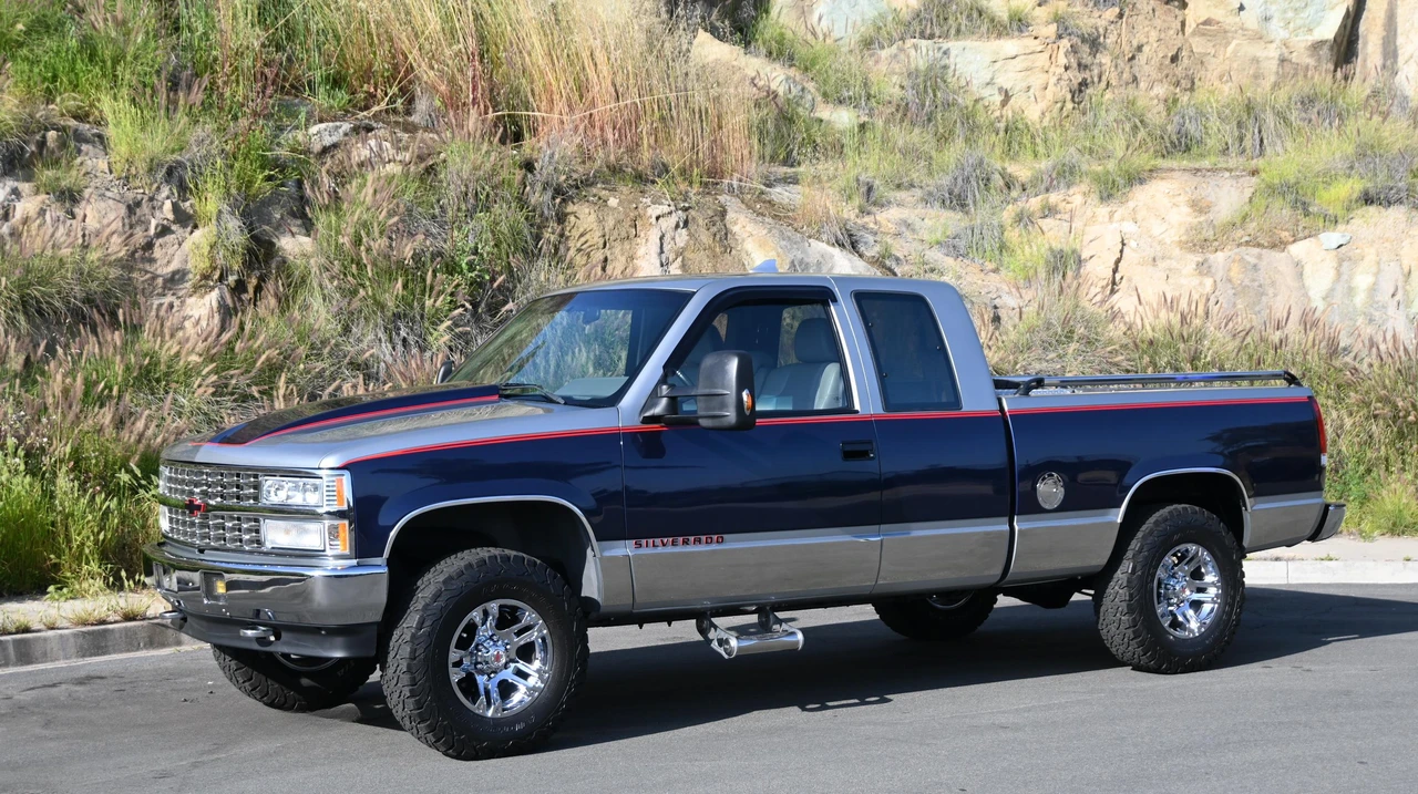 1991 Chevrolet C/K 4th Gen - Image 8 of 11