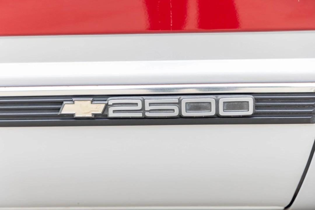 1991 Chevrolet C/K 4th Gen - Image 20 of 31