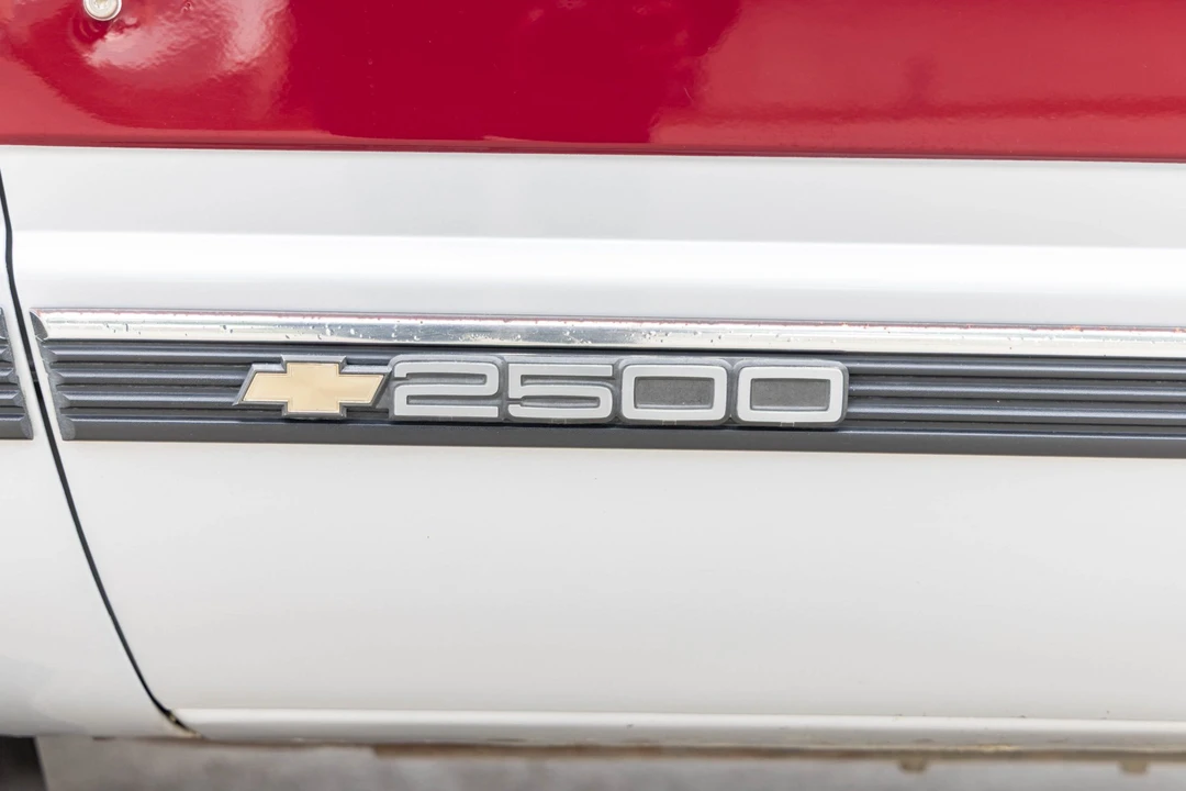 1991 Chevrolet C/K 4th Gen - Image 15 of 31