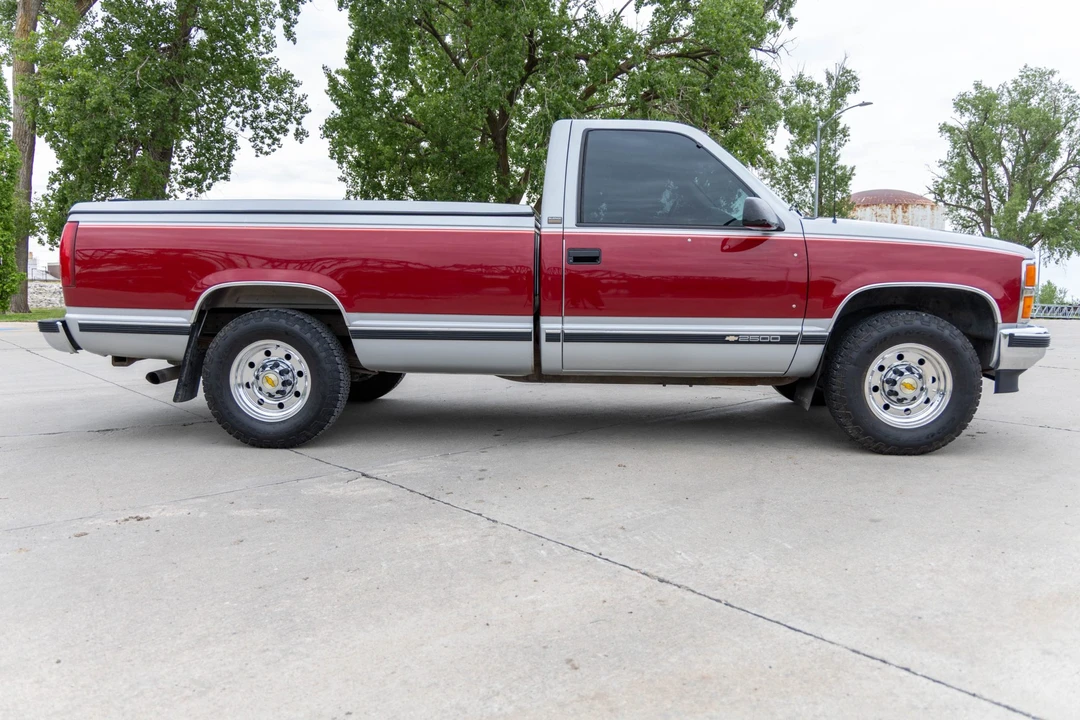 1991 Chevrolet C/K 4th Gen - Image 4 of 31