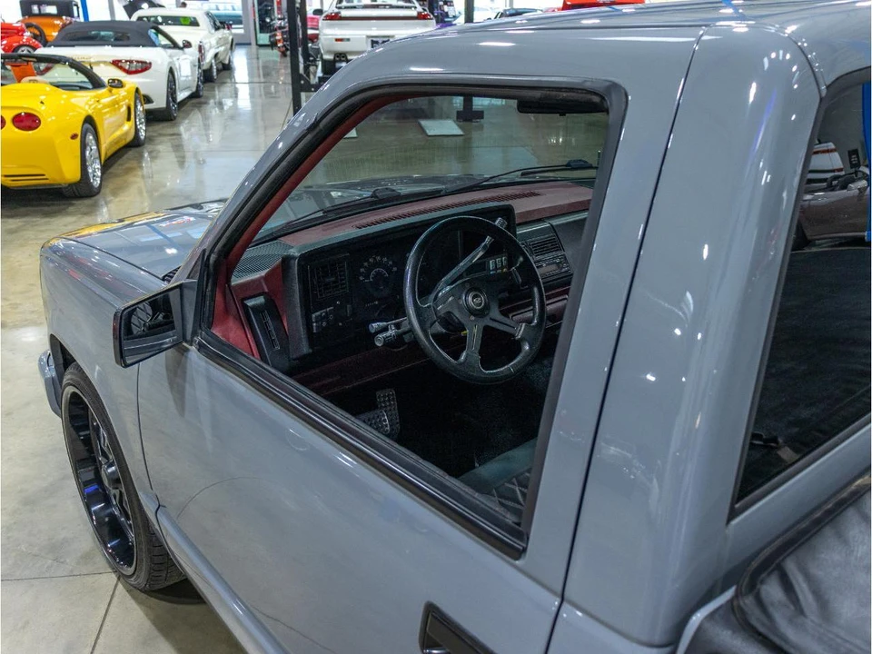 1991 Chevrolet C/K 4th Gen - Image 22 of 31