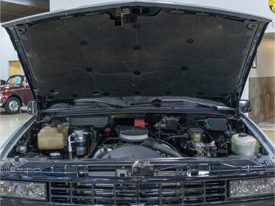 1991 Chevrolet C/K 4th Gen - Image 11 of 31