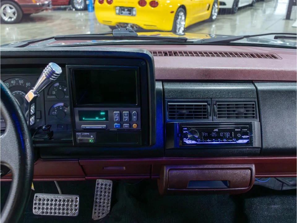 1991 Chevrolet C/K 4th Gen - Image 30 of 31