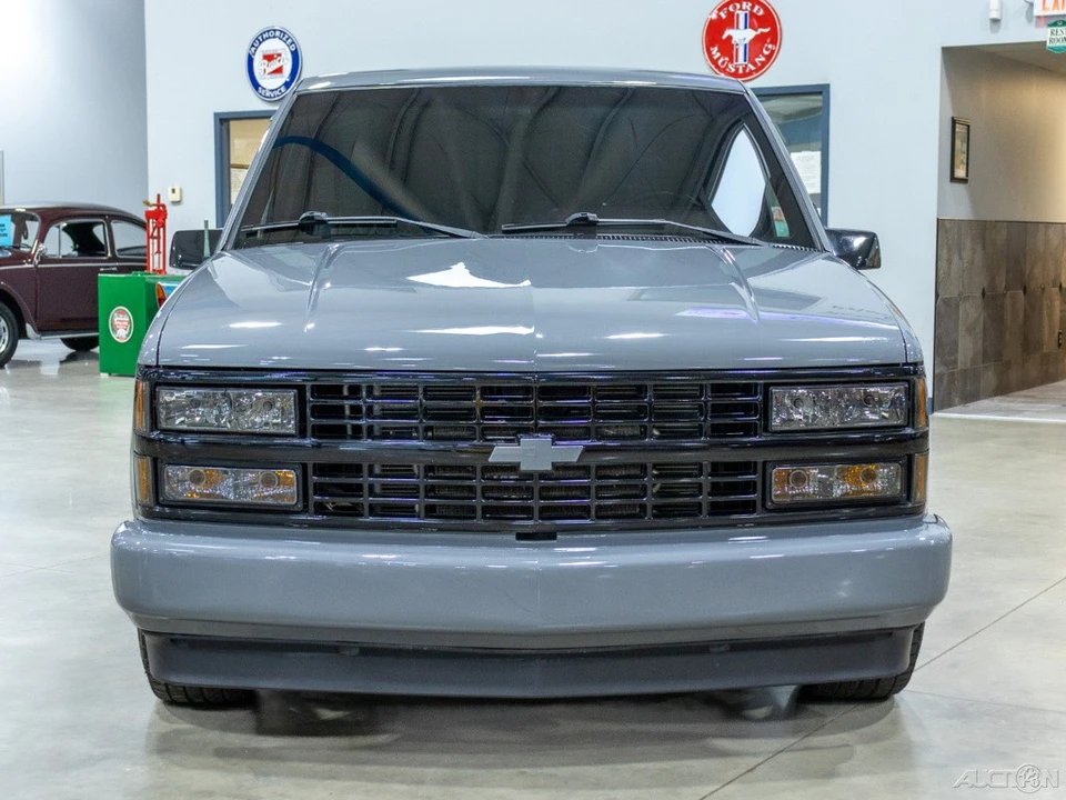 1991 Chevrolet C/K 4th Gen - Image 2 of 21