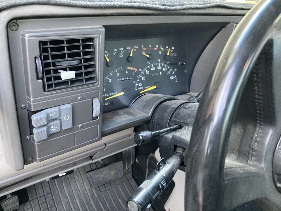 1991 Chevrolet C/K 4th Gen - Image 18 of 23