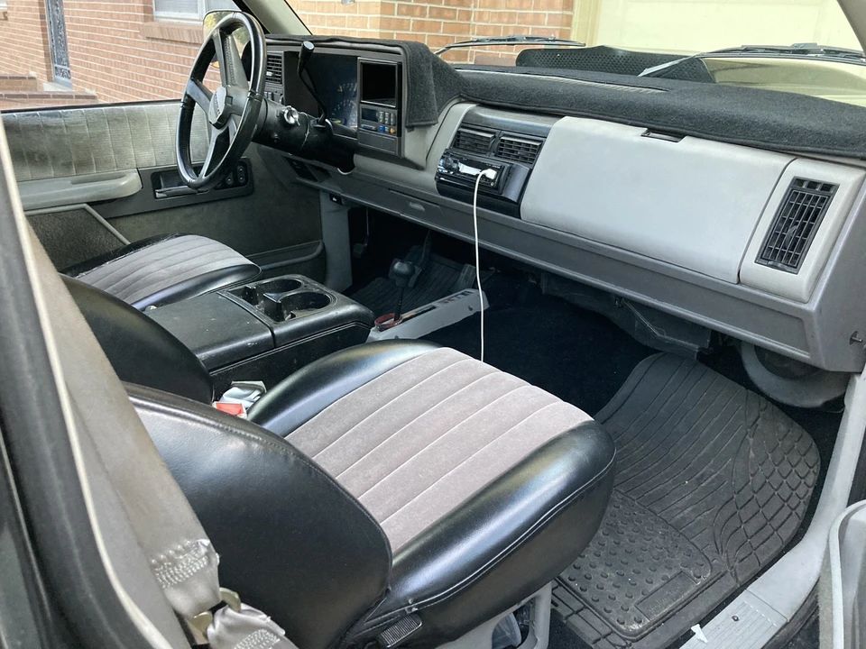 1991 Chevrolet C/K 4th Gen - Image 14 of 23