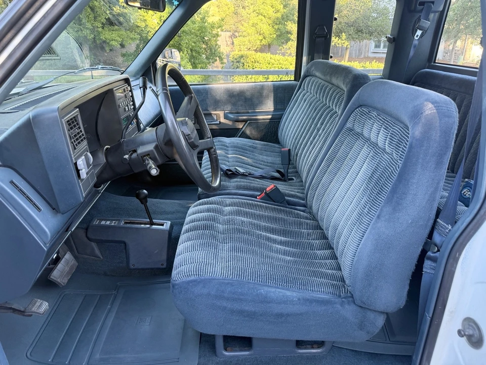 1991 Chevrolet C/K 4th Gen - Image 11 of 17
