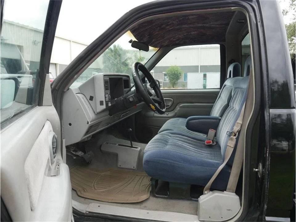 1991 Chevrolet C/K 4th Gen - Image 4 of 31