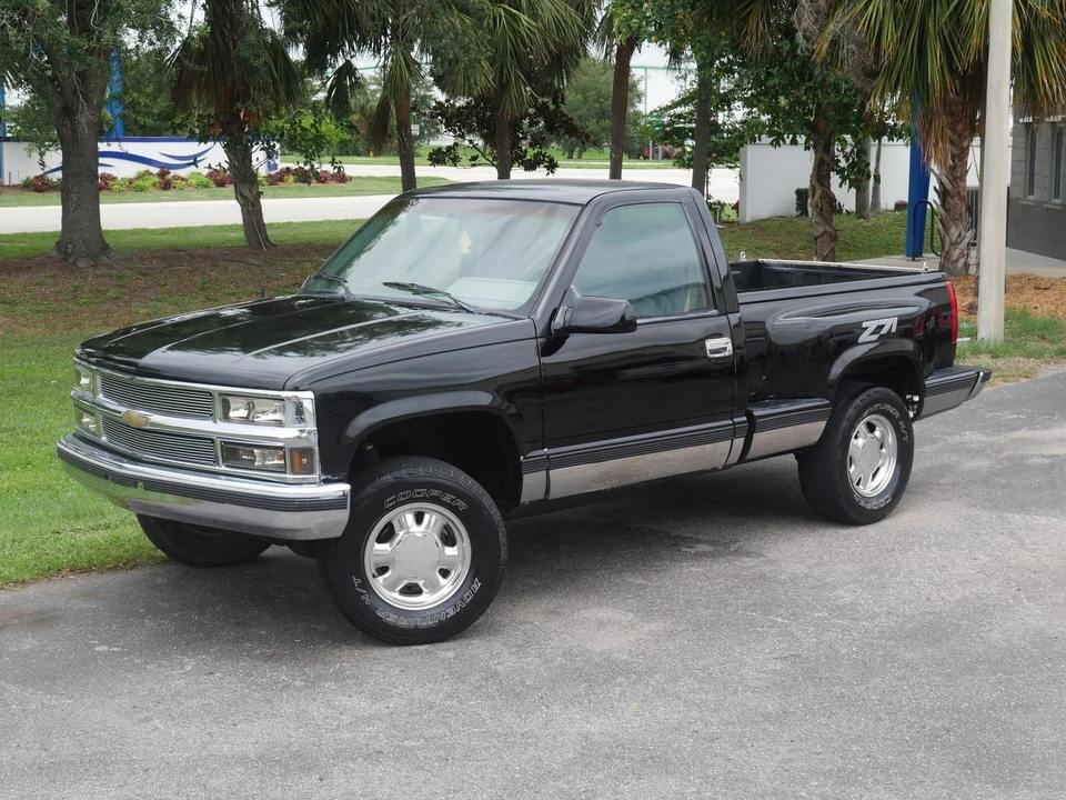 1991 Chevrolet C/K 4th Gen - Image 17 of 24